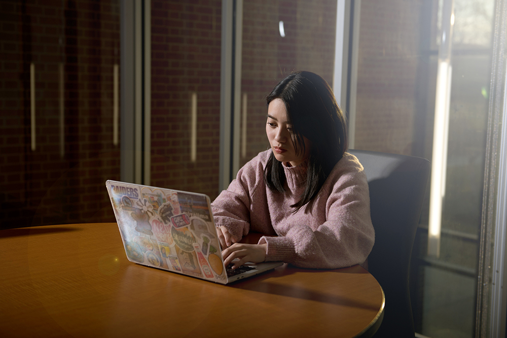 Girl studying in Oak Hall